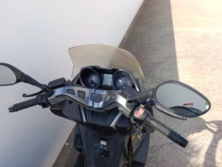 Maxi Scooter Kawasaki Negra/Gris