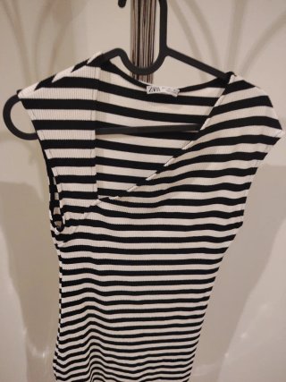 Vestido Zara Rayas Blanco y Negro