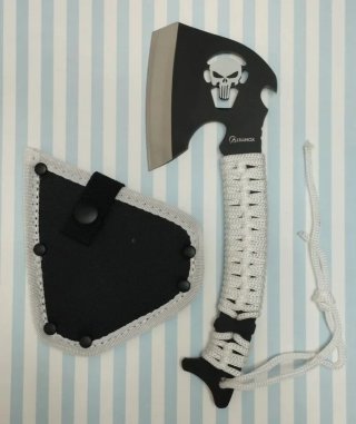 REBAJADA: HACHA THE PUNISHER (EL CASTIGADOR)+ FUND