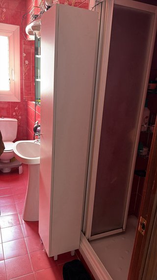 Mueble de baño alto blanco
