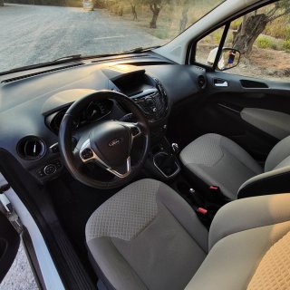Ford Tourneo Courier 2015