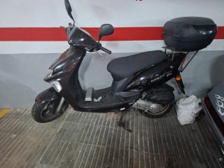 Kymco Vitality 49c Scooter Negra