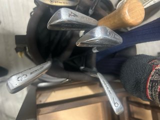 Bolsas y palos de golf