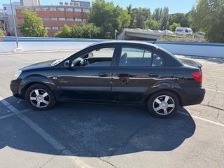 KIA Rio 2006