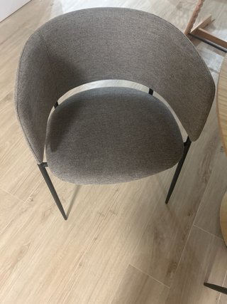 4 Sillas Comedor Sklum Tela Beige y Metal Negro