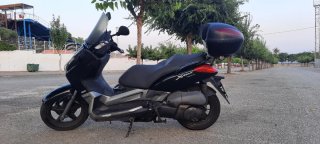 Yamaha Xmax 250 Negra