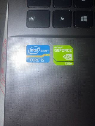 Portátil Asus F550C Gris