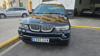 Vehículo con blindaje nivel tres Exclusivo
