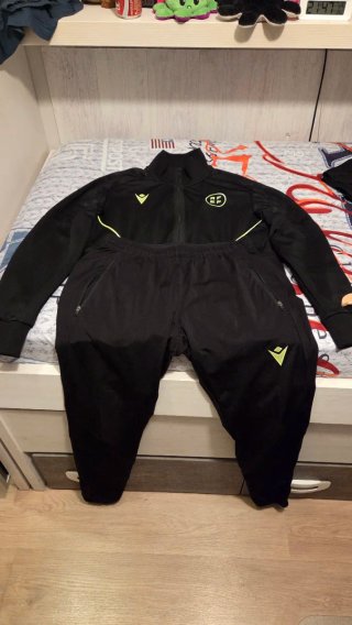 Chándal Completo RFEF Talla S Macron