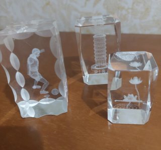 Oggetti in cristallo incisi