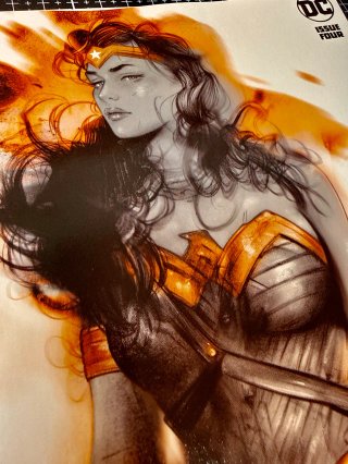 Comic Wonder Woman: Black and Gold #4 | Tula Lotay