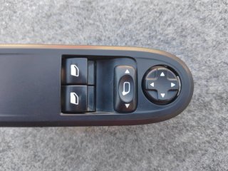 Mando de elevalunas citroen c3 2012
