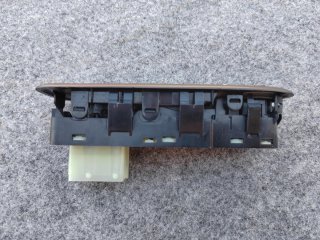 Mando de elevalunas citroen c3 2012