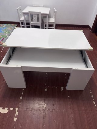 Mesa blanca de centro
