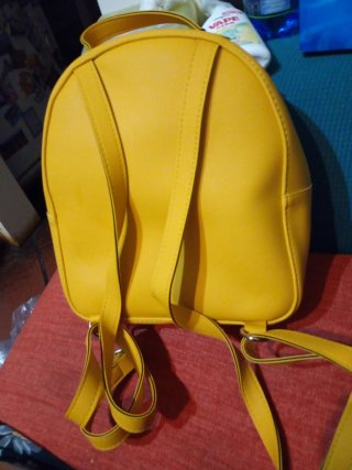 Zainetto O bag giallo nuovo
