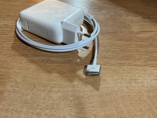 Cargador MacBook Pro 85W Apple