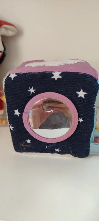 Cubo de actividades para bebé