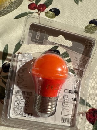 Bombillas LED Aigostar Naranja y Verde