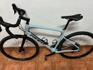 Bicicleta Gravel Giant Revolt Advanced 3 Talla L