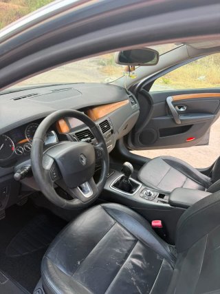Renault Laguna 2012