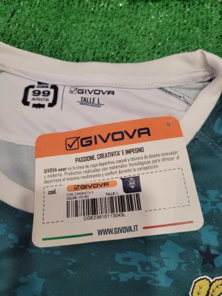 Camiseta Gimnasia La Plata GIVOVA Talle M 3ra