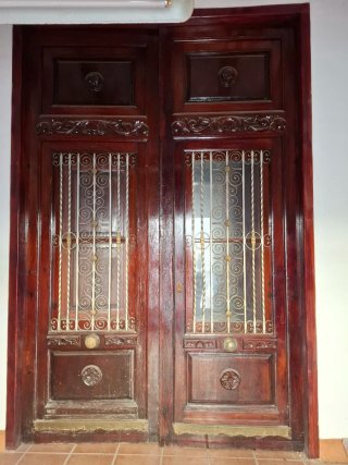 Puerta antigua de madera