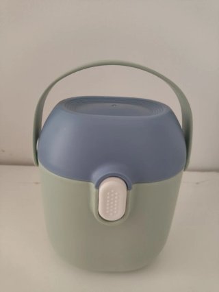 Máquina para preparar biberones