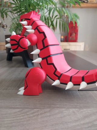 Figura Groudon Pokémon