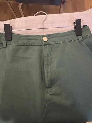 Falda larga verde con lino