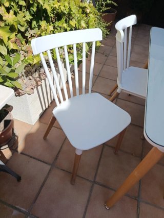 Mesa y 4 Sillas Comedor/cocina