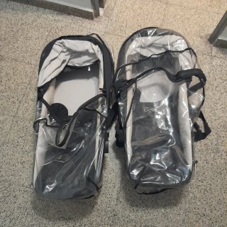 Carro Gemelar Mountain Buggy Duet con capazos