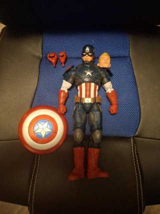 Muñeco Capitán América Marvel Legends
