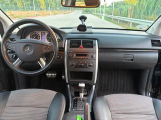 Mercedes-Benz Clase B 200
