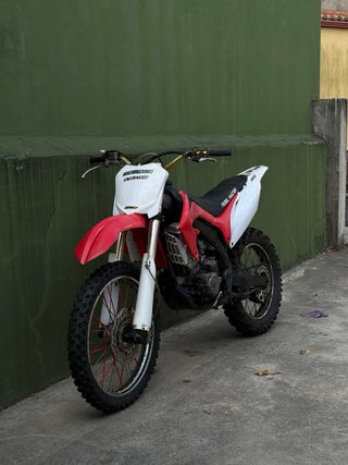 Revel Master 250 4t