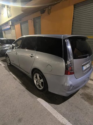 Mitsubishi Grandis 2007