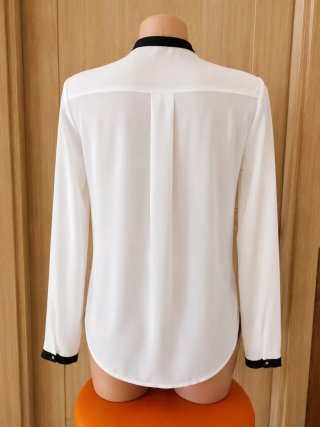 Blusa elegante scollo profondo fiocco M