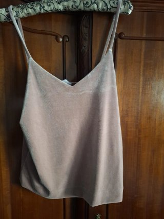 Top terciopelo rosa tirantes finos