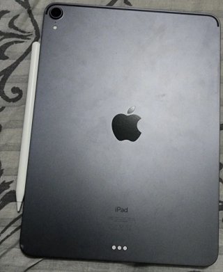 Ipad pro 11 + Apple pencil + Teclado Apple + Caja