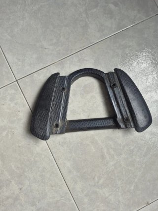 Alerón trasero de carbono Yamaha Aerox