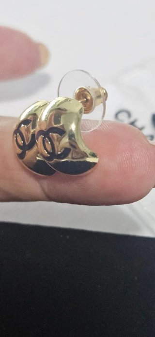 Pendientes Chanel Dorados y Negros