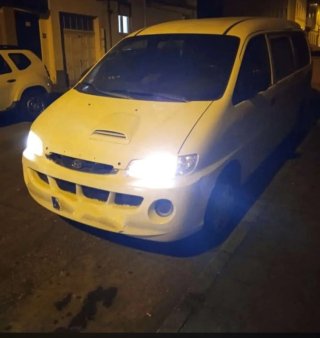 Hyundai H-1 2004