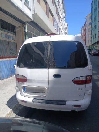 Hyundai H-1 2004