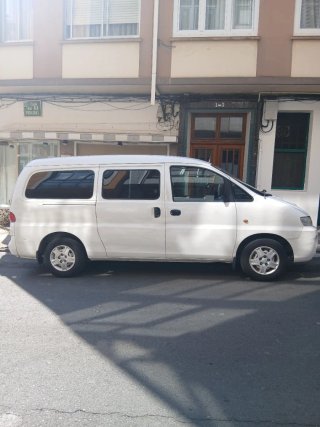 Hyundai H-1 2004