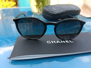 Occhiali da sole Chanel neri