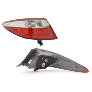 Faro trasero Toyota 8156006640 NUEVO