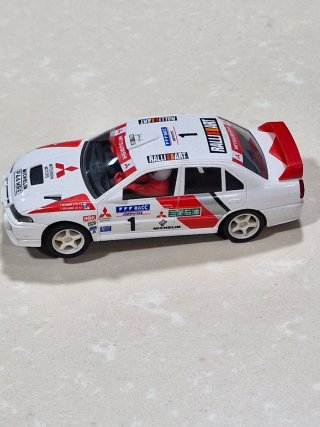 Scalextric Mitsubishi Lancer Evo Rally