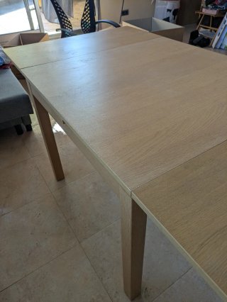 Mesa extensible de madera