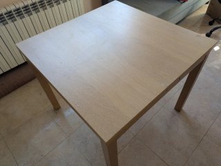 Mesa extensible de madera