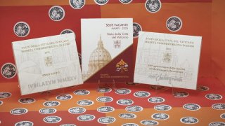 Trittico Vaticano 2025 2€ Commemorative