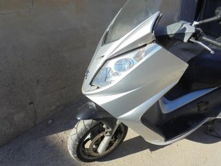 8687 llanta rueda delantera peugeot satelis 125